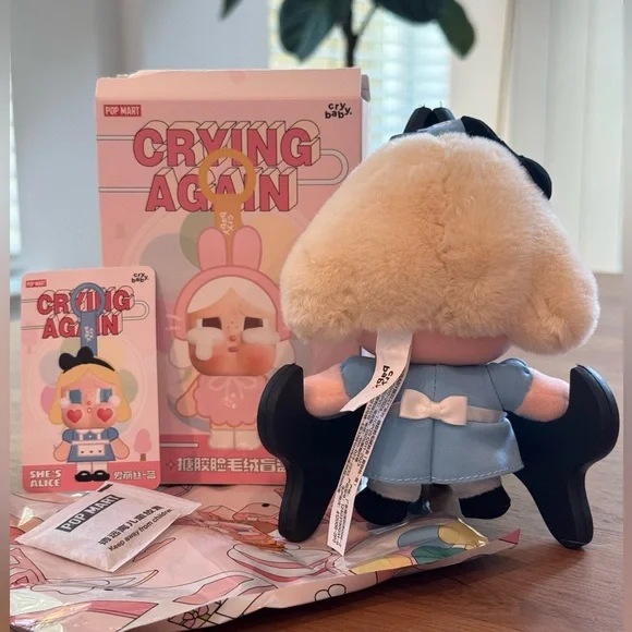 Pop Mart Crybaby - Crying Again - She’s Alice! Plush and Vinyl Pendant - Picture 2 of 2